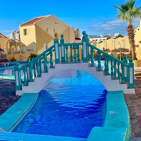 شقة Playa Del Duque Poolside *